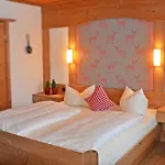 Dreimaederlhaus - Vegetarische Boutique Guest house