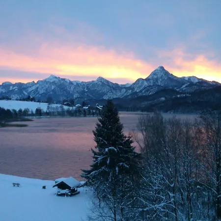 Gasthuis Dreimaederlhaus - Vegetarische Boutique