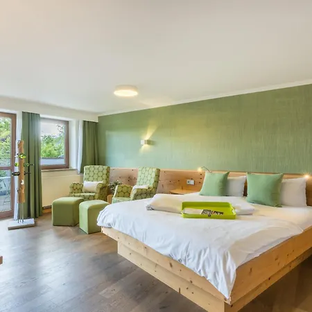 Gasthuis Dreimaederlhaus - Vegetarische Boutique