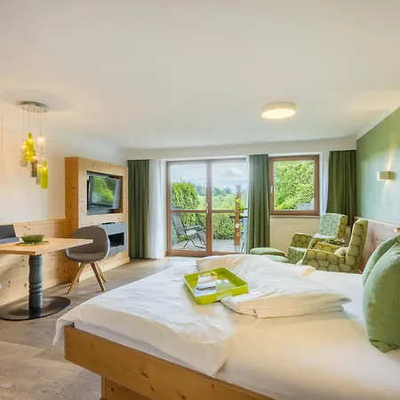 Gasthuis Dreimaederlhaus - Vegetarische Boutique Füssen