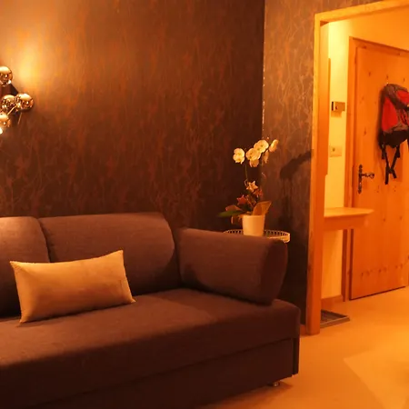 Dreimaederlhaus - Vegetarische Boutique 4*