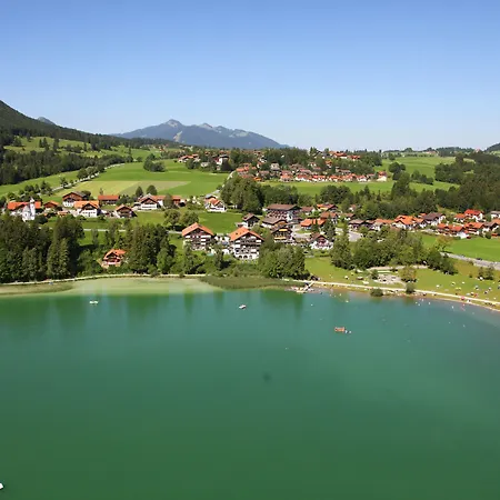 Gasthuis Dreimaederlhaus - Vegetarische Boutique Füssen