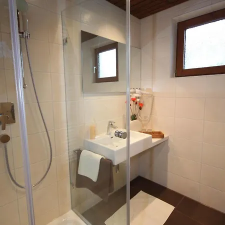 Dreimaederlhaus - Vegetarische Boutique 3*
