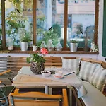 Gasthof Dreimäderlhaus - Vegetarische Boutique 4*