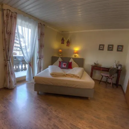 Dreimaederlhaus - Vegetarische Boutique Гостевой дом Фюссен