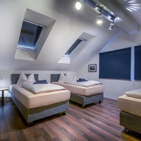 Dreimaederlhaus - Vegetarische Boutique Фюссен